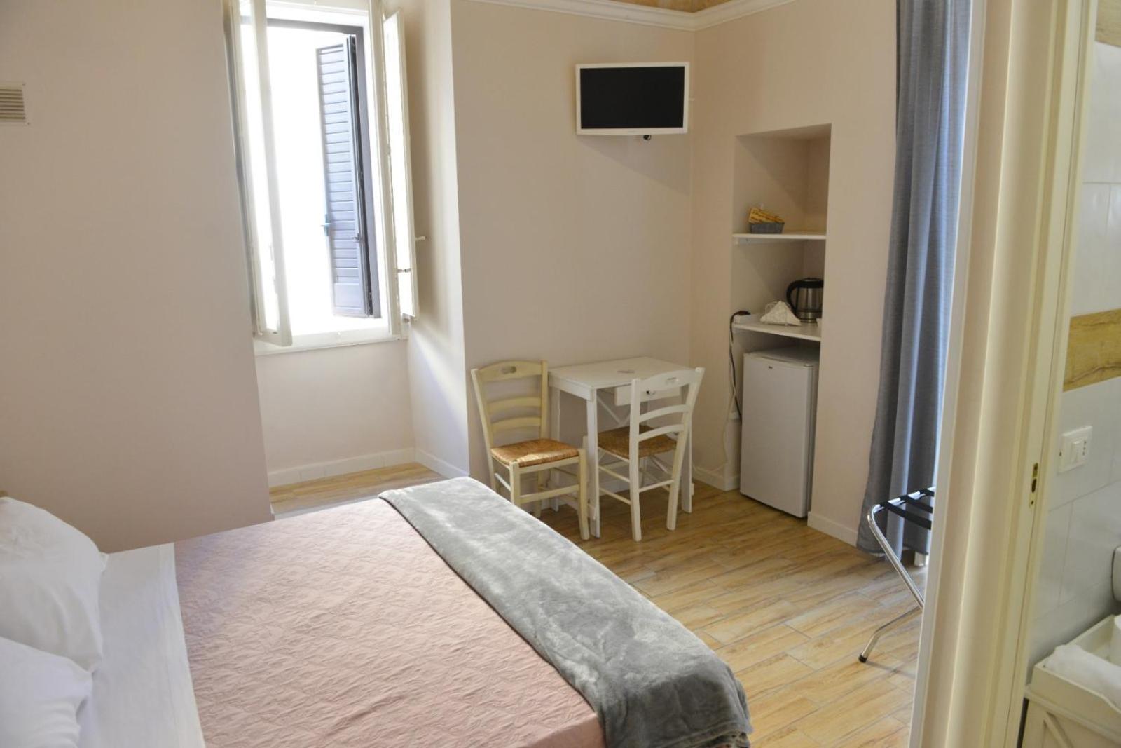 Al Rosa Antico Hotel Monopoli Bagian luar foto